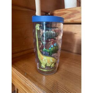Tervis Dinosaurs Made in USA Double Walled Insulated Tumbler Cup, 10oz Wavy
